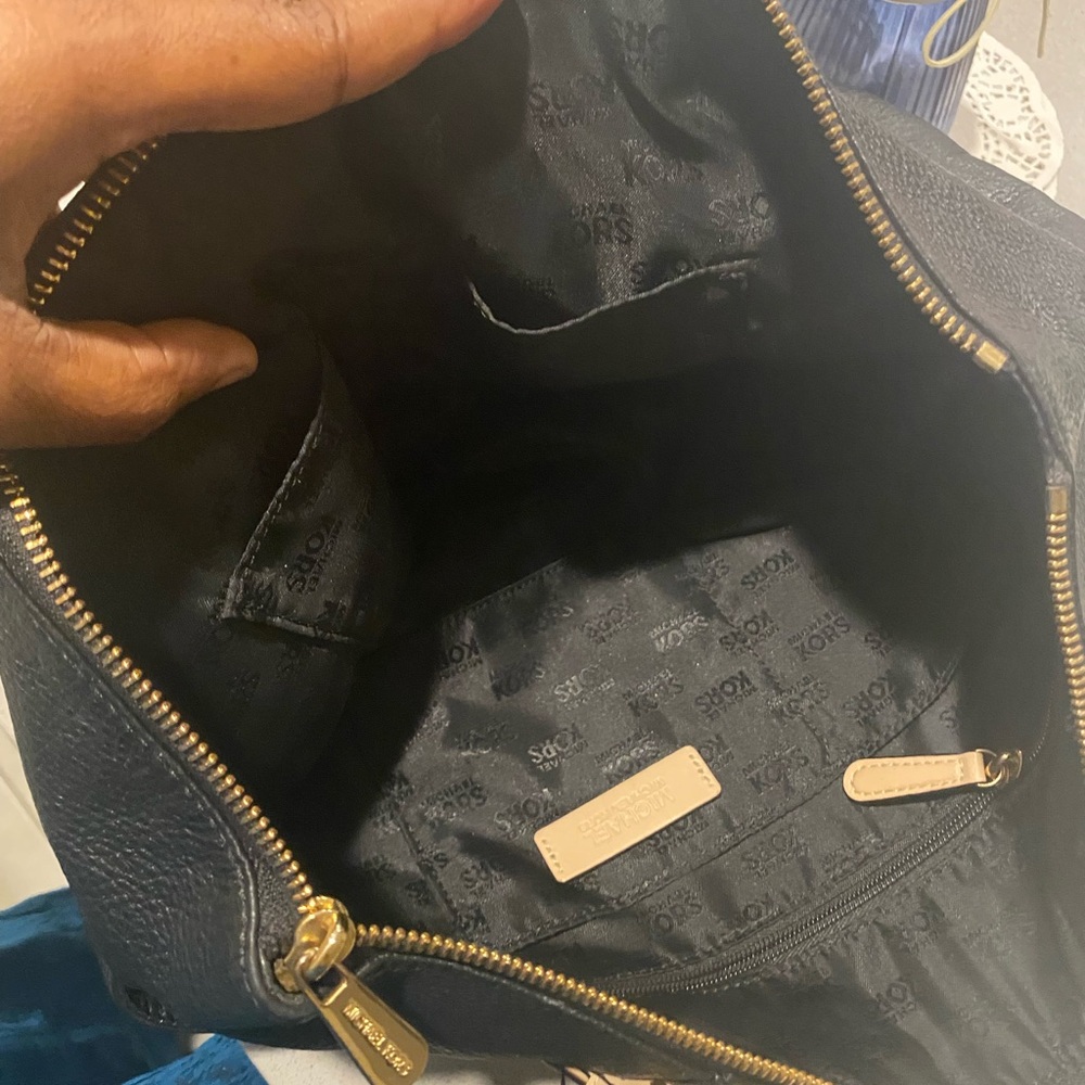 MICHAEL KORS BLACK AND TAN LEATHER BAG - Picture 7 of 7